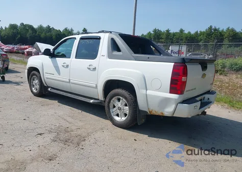 2011 Chevrolet Avalanche Lt из США, поврежденный, VIN 3GNTKFE32BG195604